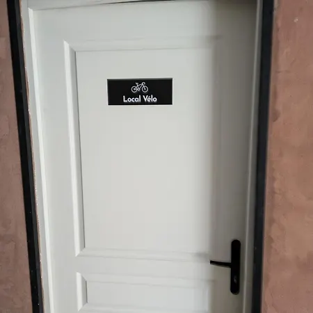 2 Pieces Neuf Centre Ville, Magny Compiegne Daire