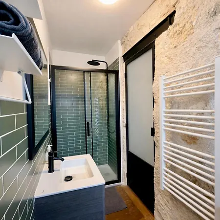 Apartamento Centre-ville - Parking Gratuit - Arrivee Autonome - Ideal Pro & Duo *